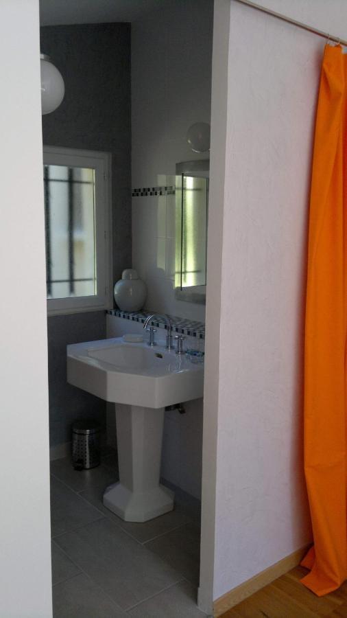 Ferienhaus A L'est D'uzes