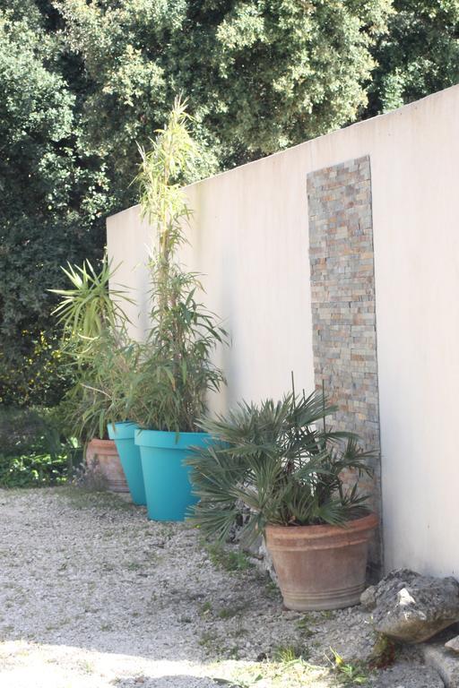 A L'est D'uzes